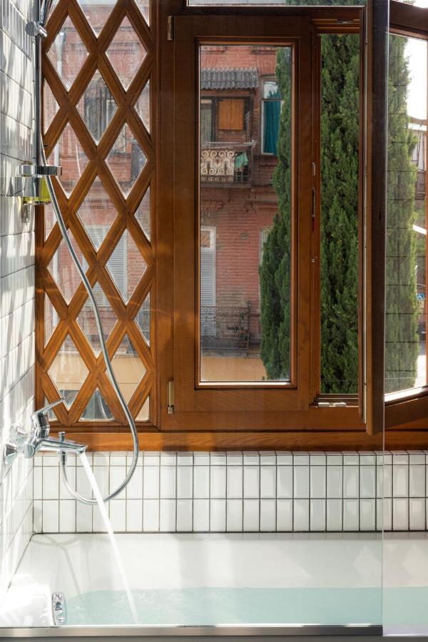 Puris Moedani Boutique Hotel Tbilisi Ngoại thất bức ảnh