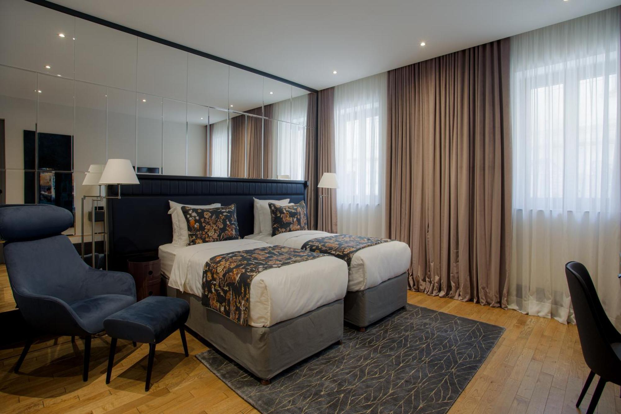 Puris Moedani Boutique Hotel Tbilisi Ngoại thất bức ảnh