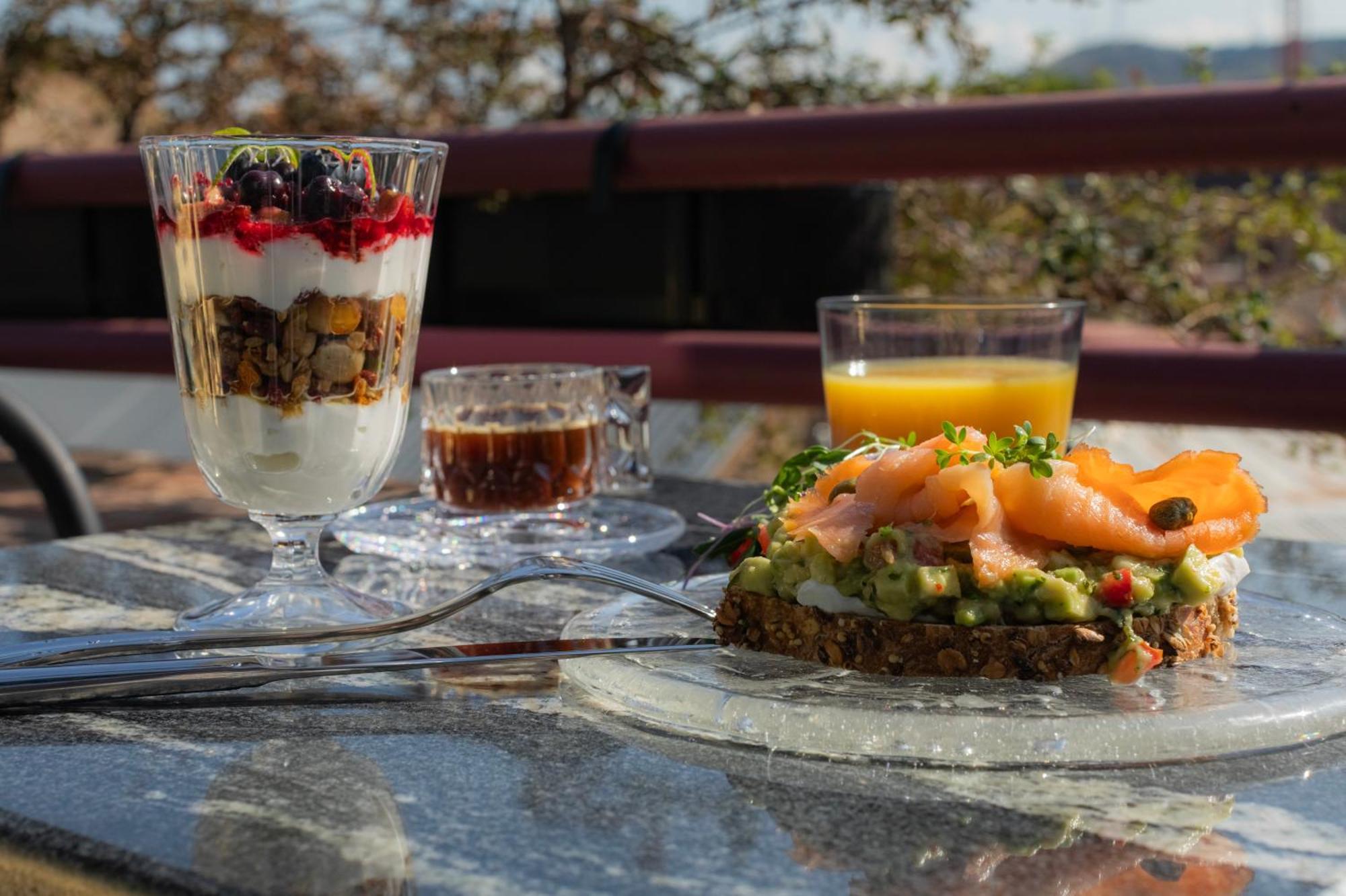 Puris Moedani Boutique Hotel Tbilisi Ngoại thất bức ảnh